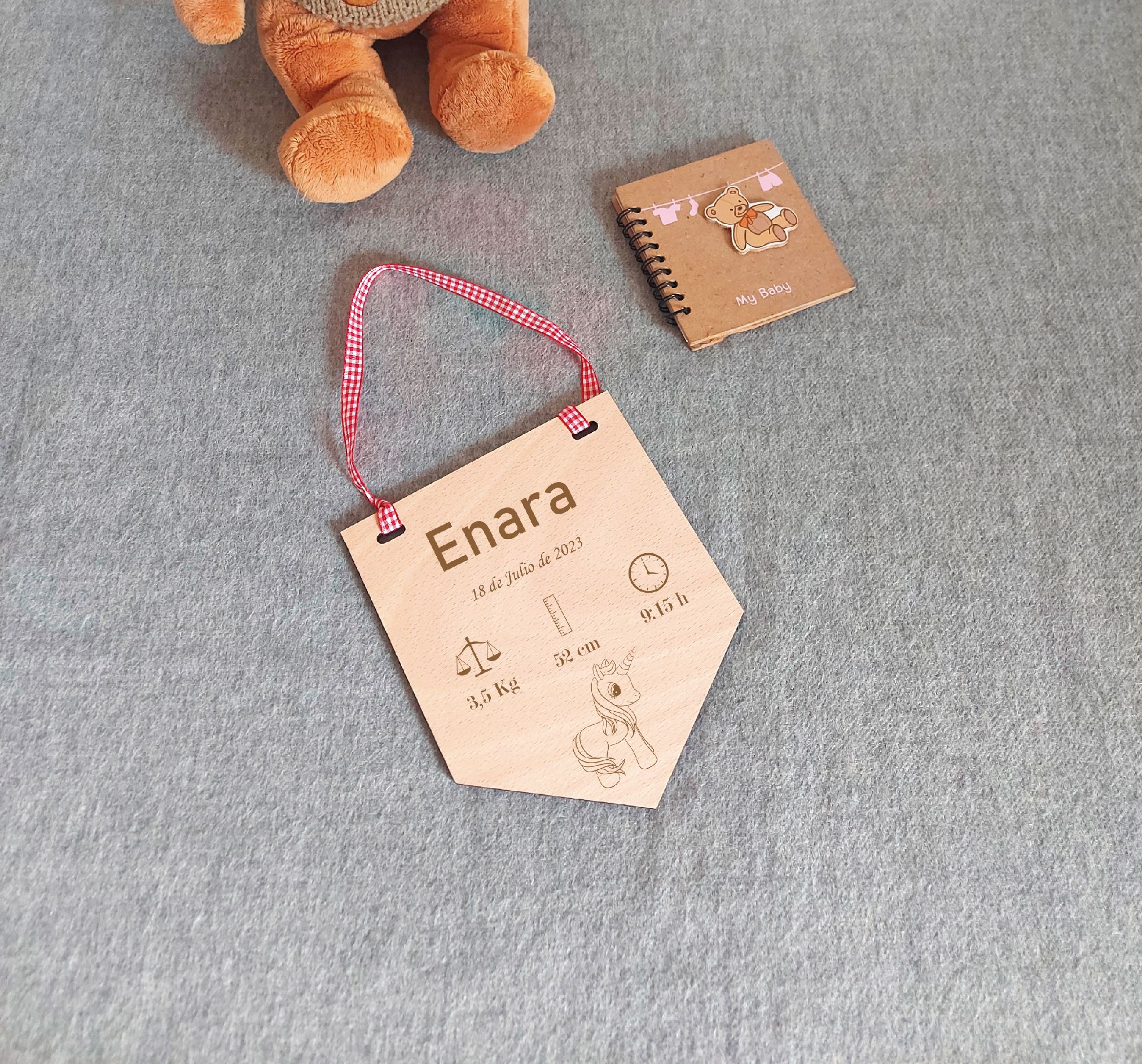 BANDERIN-NATALICIO-UNICORNIO