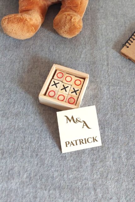 Tres en raya MONOGRAM